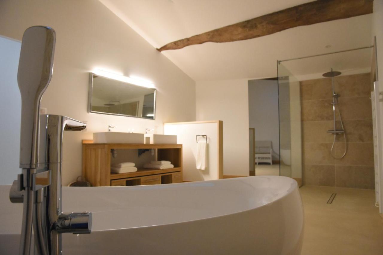 Girauderies Chambres D'Hotes/B+B Floirac  Экстерьер фото