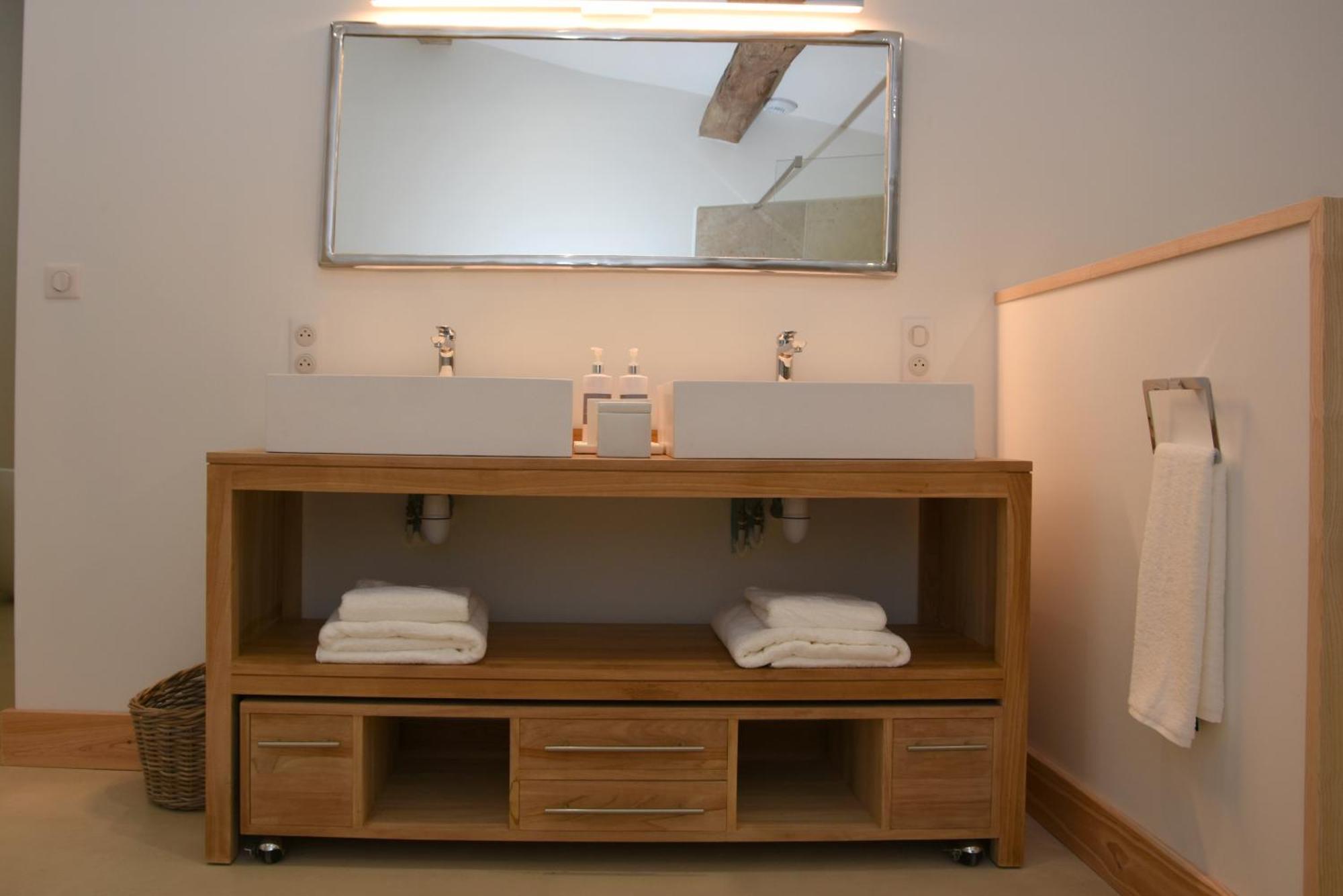 Girauderies Chambres D'Hotes/B+B Floirac  Экстерьер фото